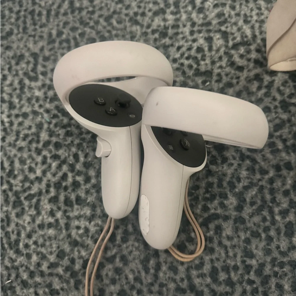 Standalone VR Headset - White